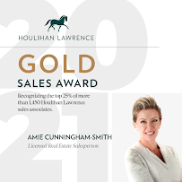 Amie Cunningham-Smith, Realtor - Houlihan Lawrence Inc. 03