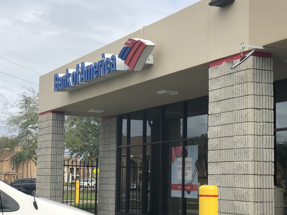 Bank of America (with Drive-thru services) 01