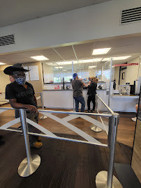 Bank of America (with Drive-thru services) 02