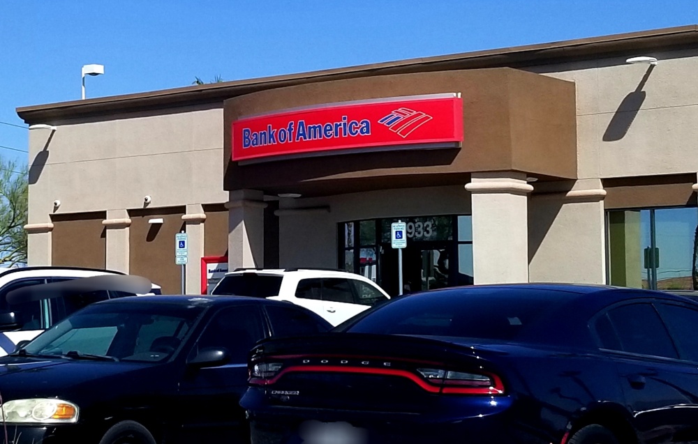 Bank of America (with Drive-thru ATM) 01