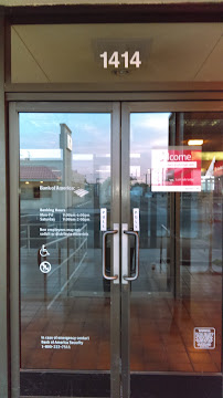 Bank of America (with Drive-thru ATM) 04