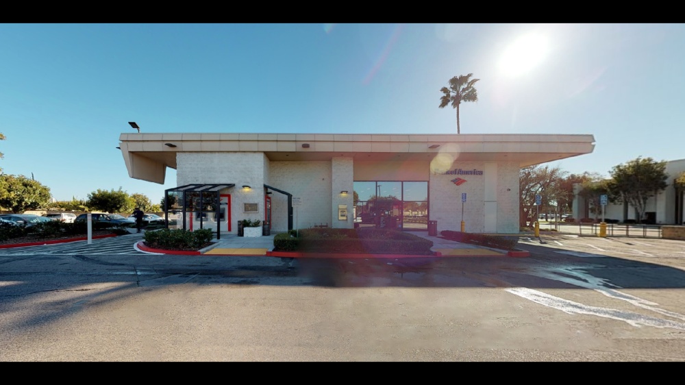 Bank of America (with Drive-thru ATM) 01