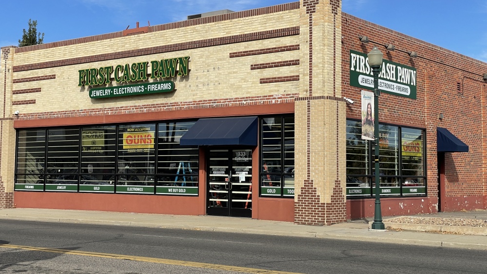 First Cash Pawn 01