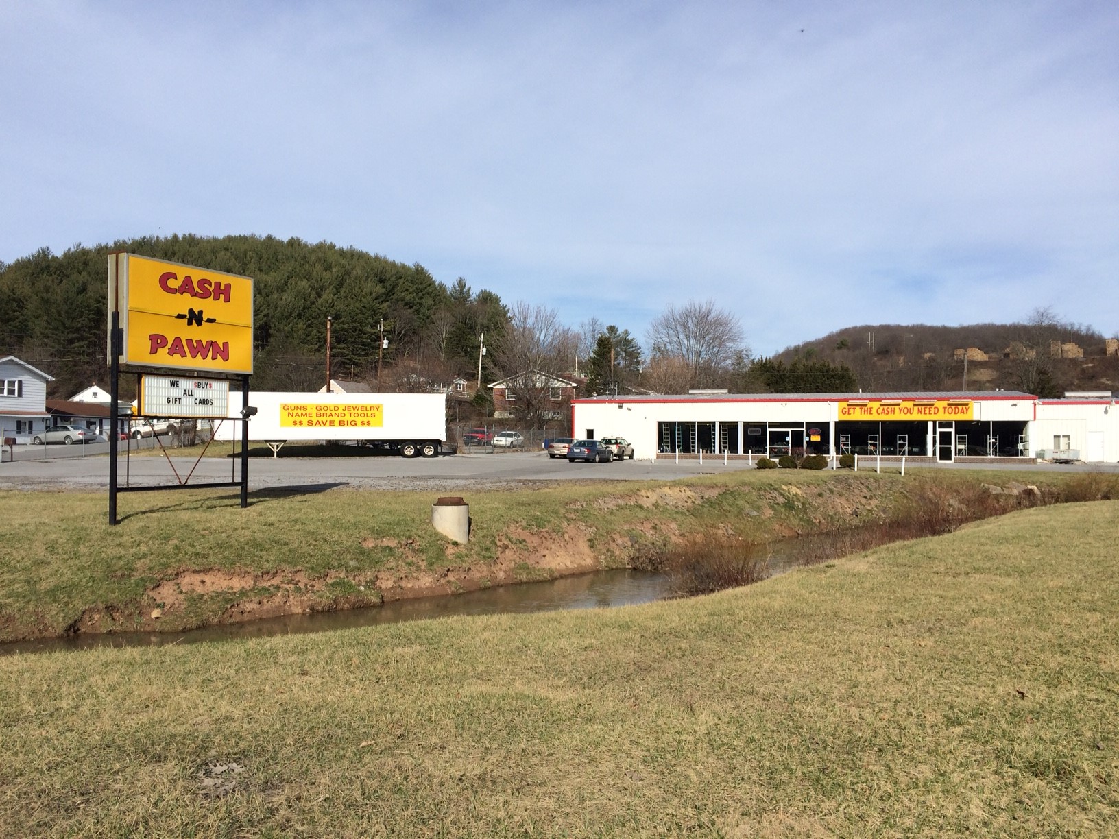 Cash N Pawn 01
