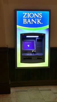 Zions Bank ATM 02