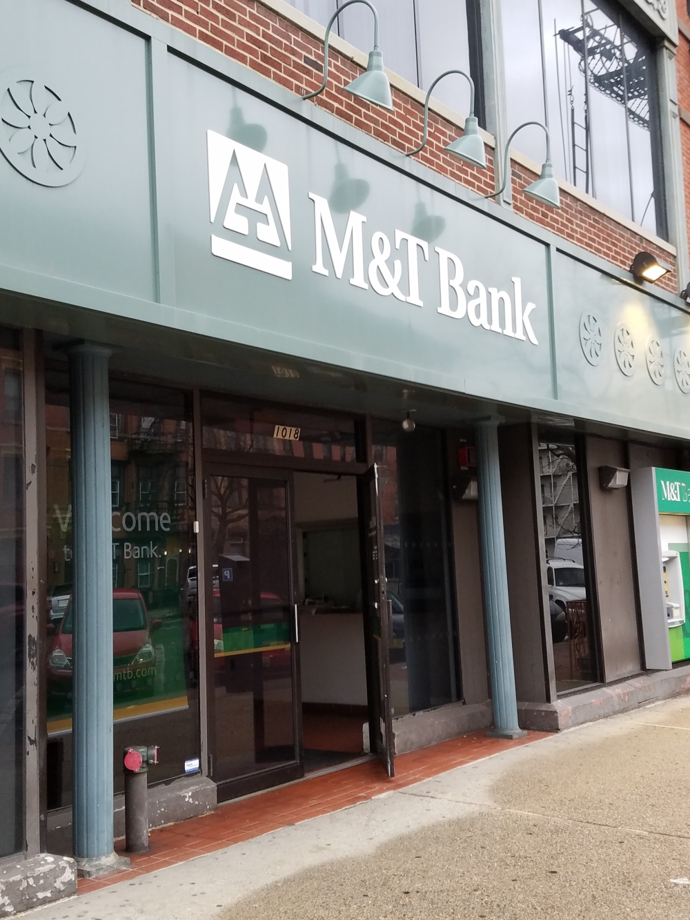 M&T Bank 01