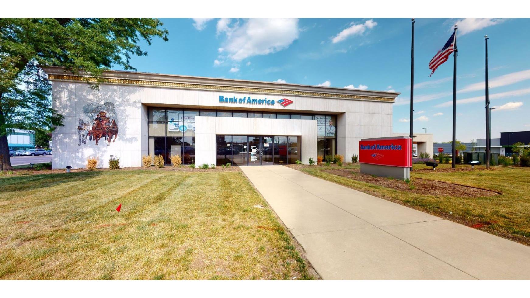 Bank of America (with Drive-thru ATM) 01