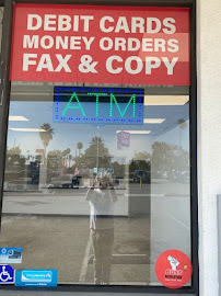 Graham-Newman Title Loans - LoanMart Hawaiian Gardens 02