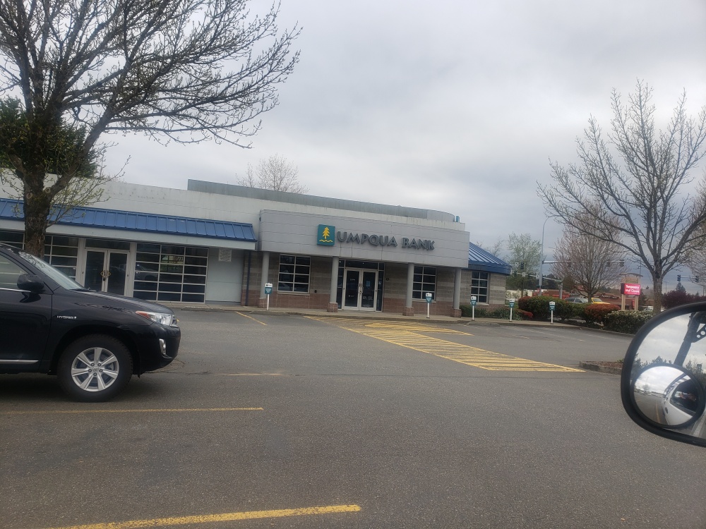 Umpqua Bank 01