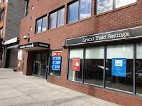 Apple Bank 02