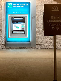Bank of the West 03