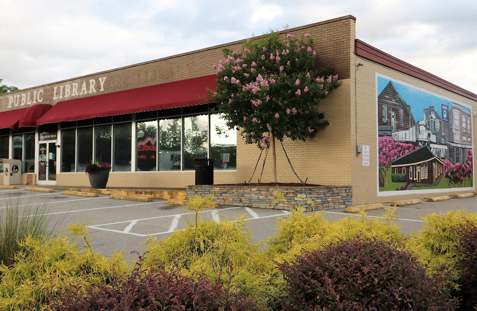 Angier Public Library 01