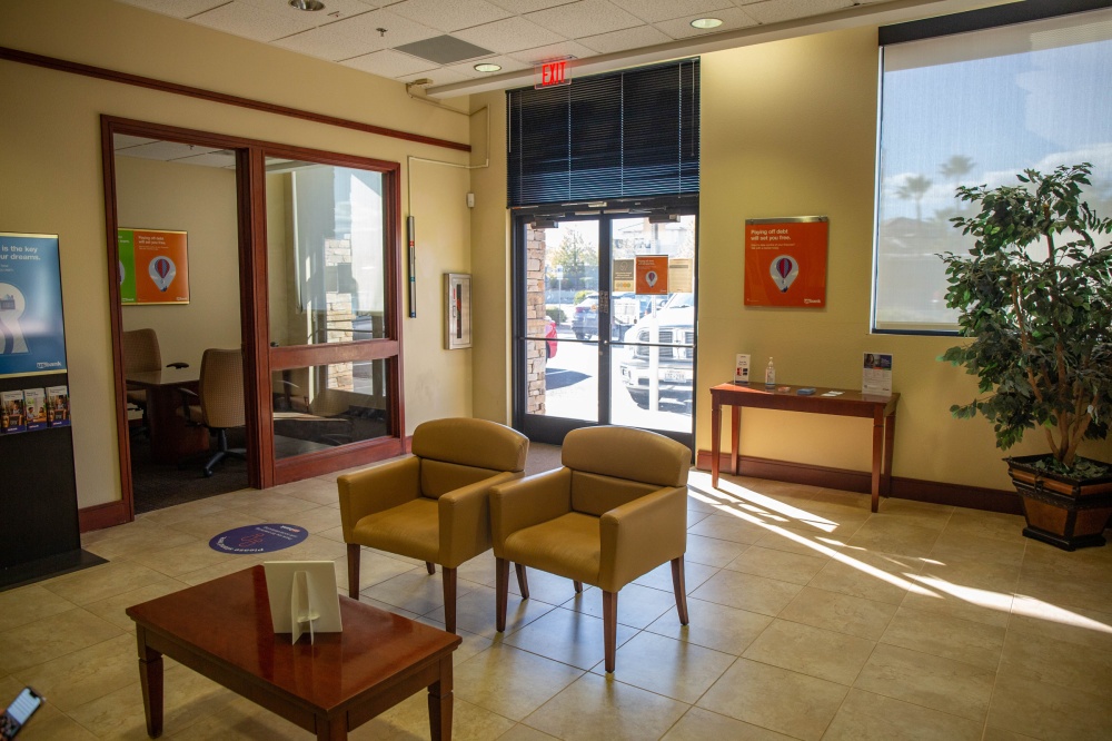 U.S. Bank Branch 01