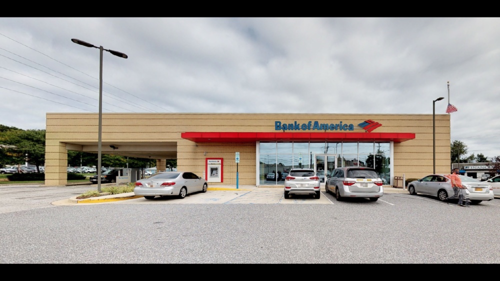 Bank of America (with Drive-thru ATM) 01