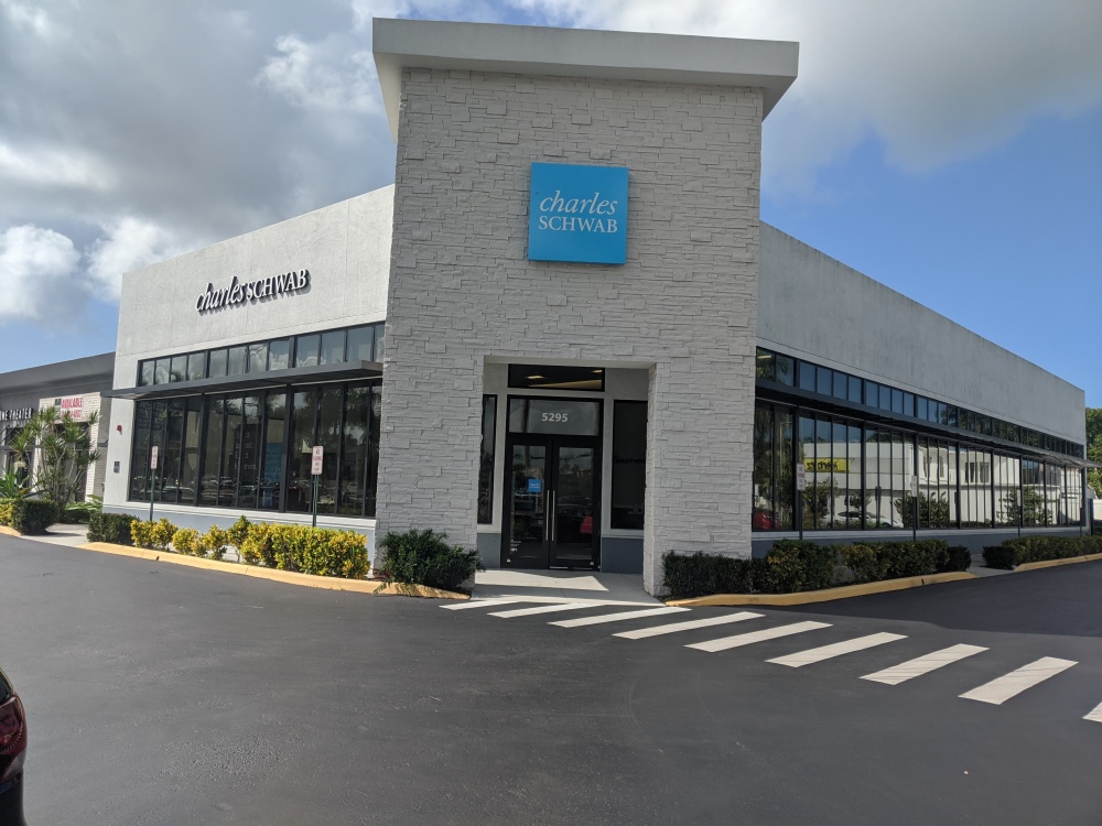 Charles Schwab 01