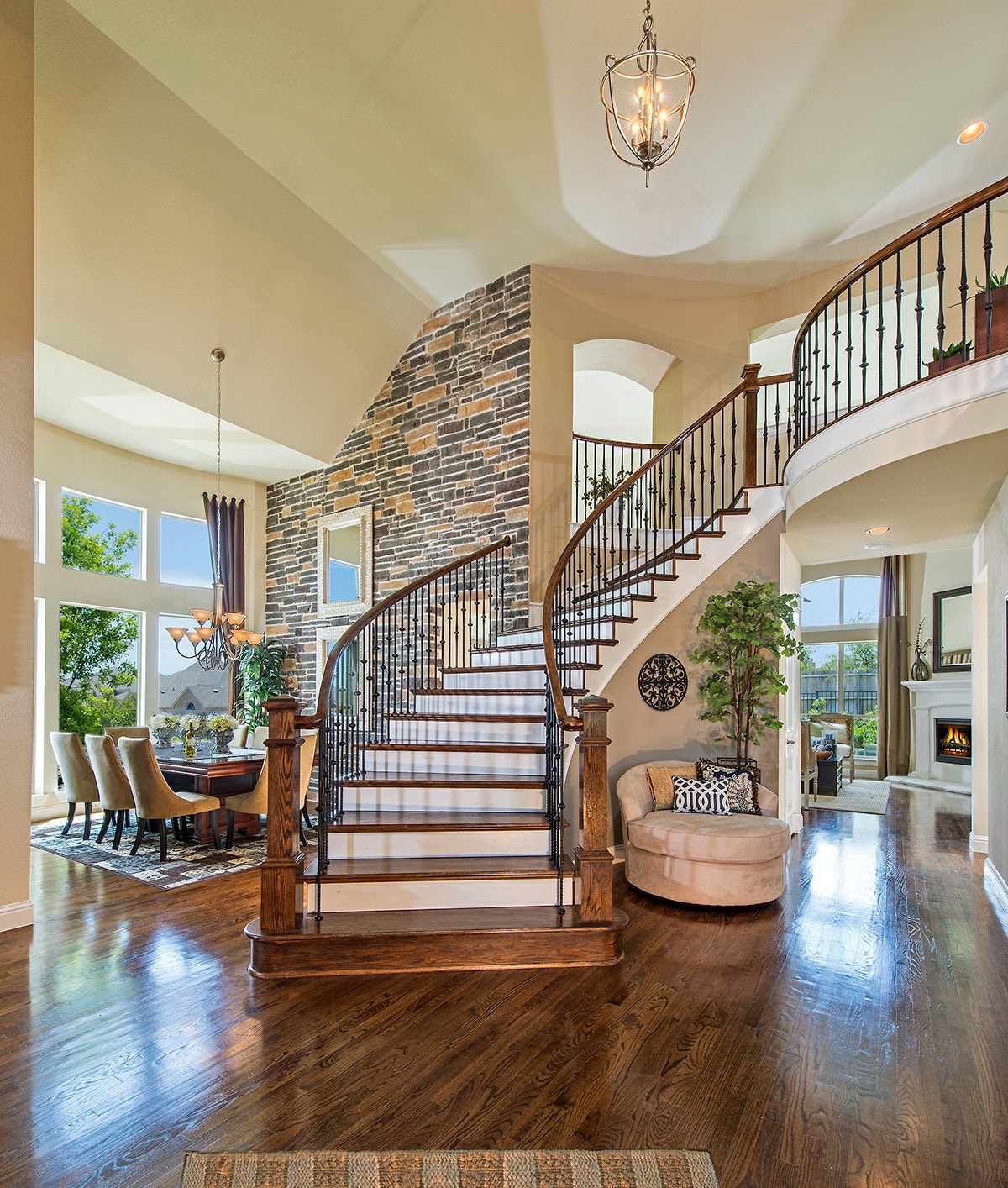 Grand Homes 01