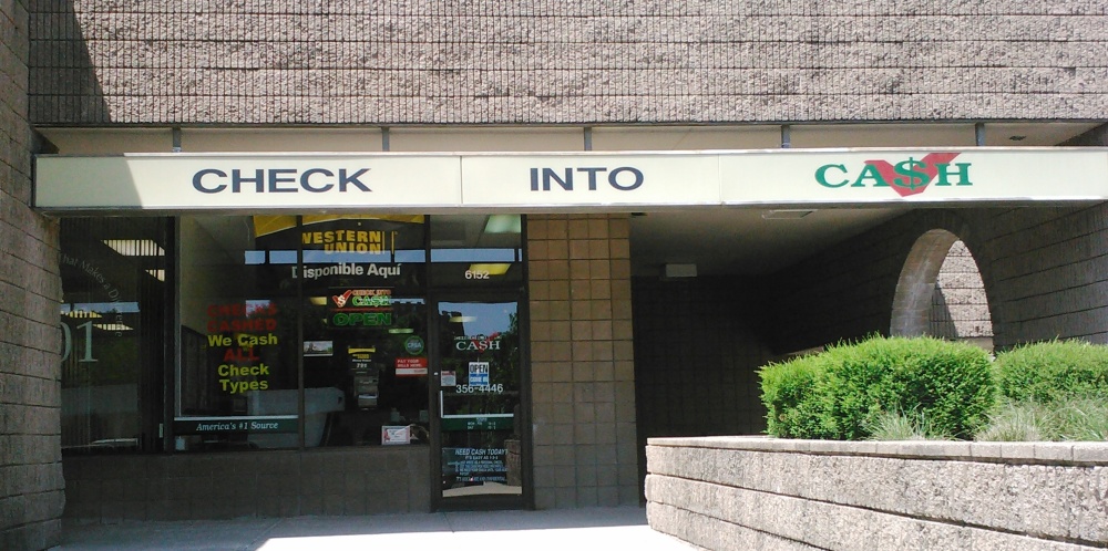 Check Into Cash 01
