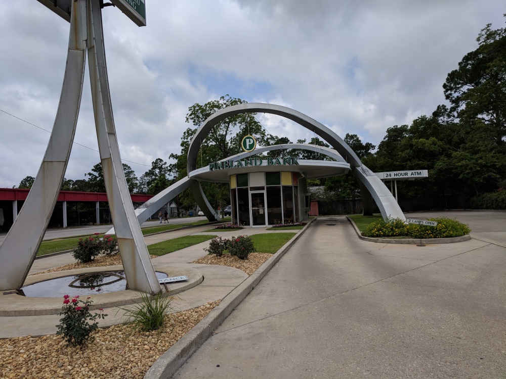 Pineland Bank 01