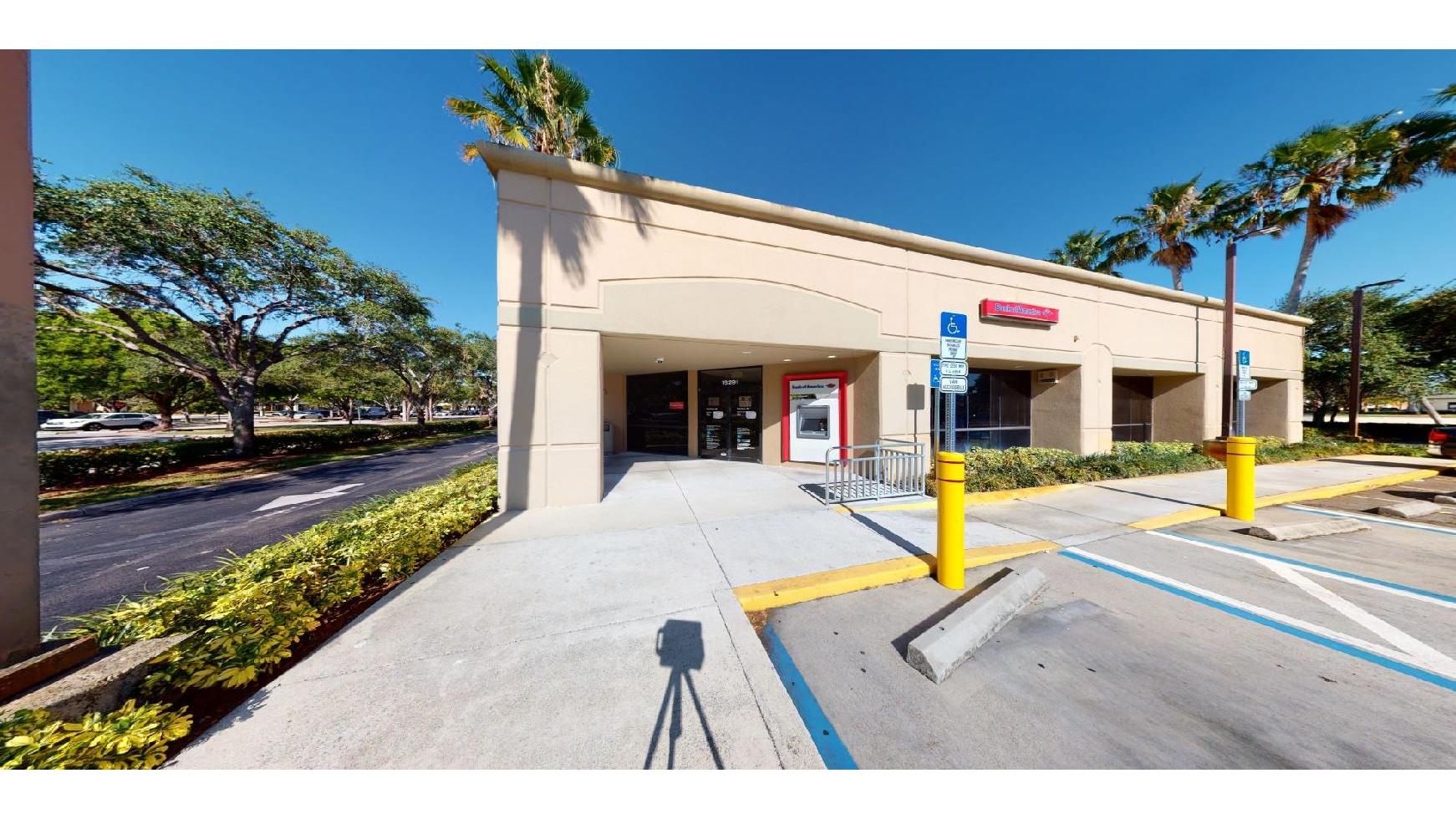 Bank of America (with Drive-thru ATM) 01