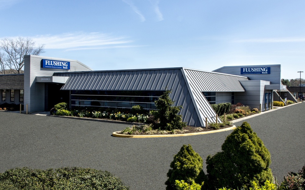 Flushing Bank 01