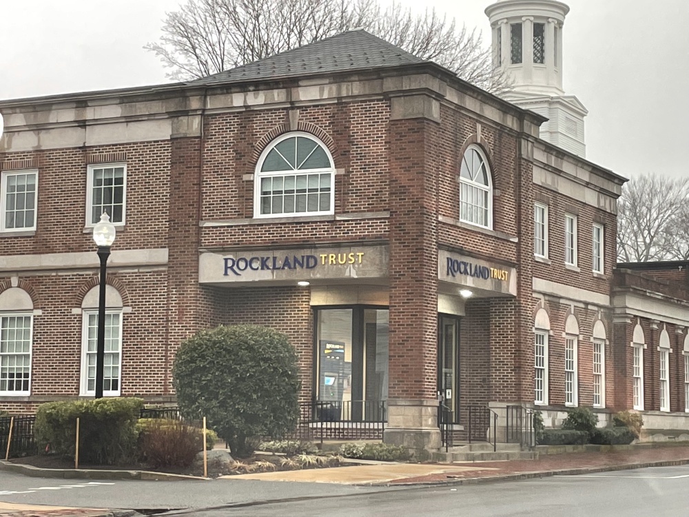 Rockland Trust Bank 01