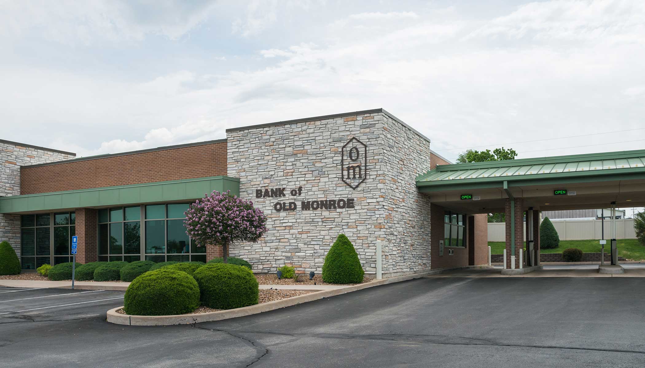 Bank of Old Monroe 01
