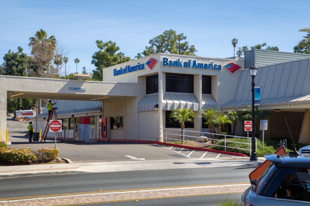 Bank of America (with Drive-thru ATM) 01