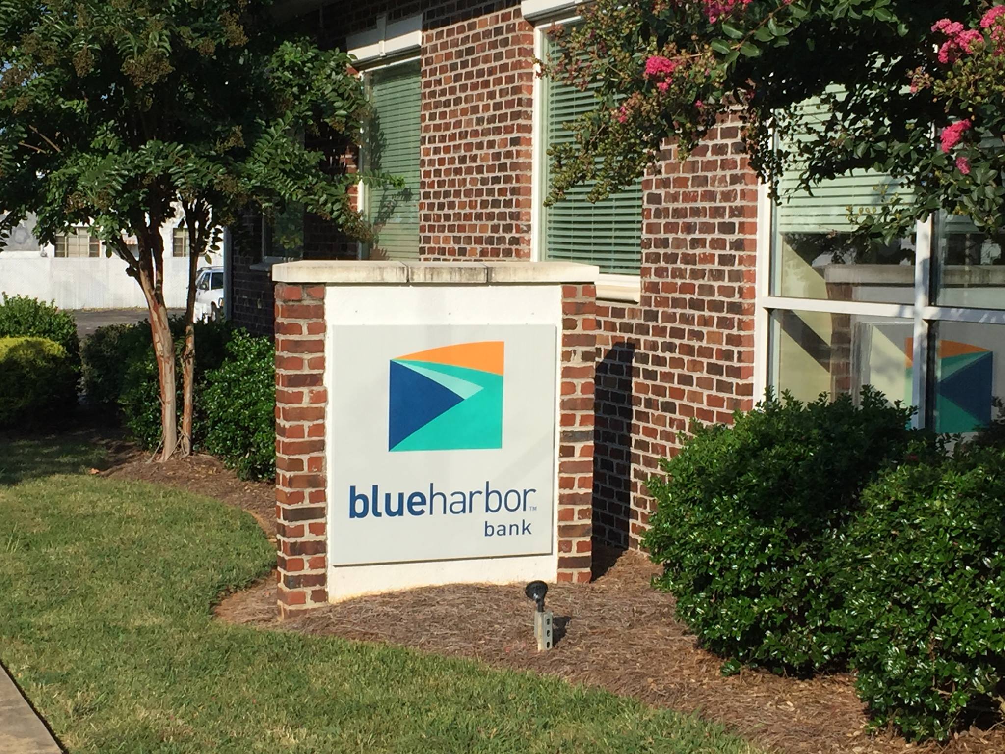 blueharbor bank 01
