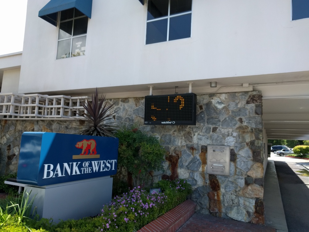 Bank of the West 01