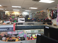Bayou Pawn 01