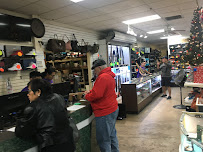 Bayou Pawn 02