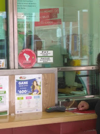San Pedro Check Cashing 01
