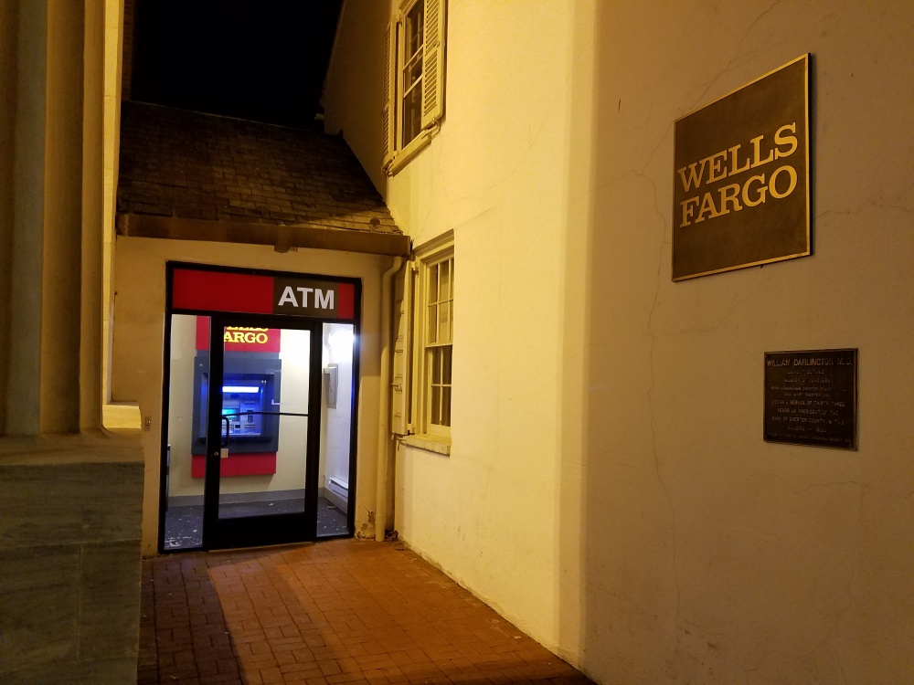 ATM (Wells Fargo Bank) 01