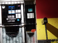 Bill's Pawn Shop 01