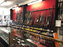 Osage Gun and Pawn 01