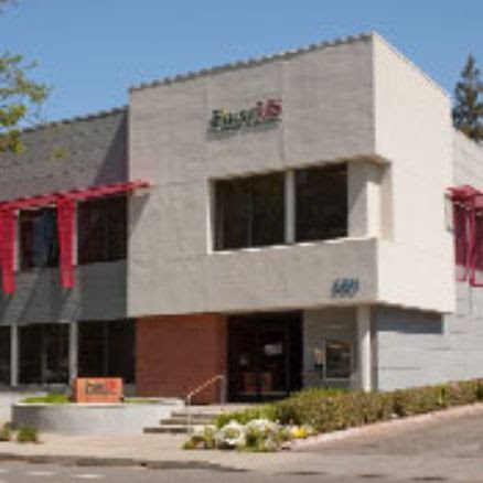 First U.S. Campus Commons Branch 01