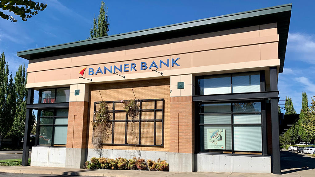 Justina Smith – Banner Bank Residential Loan Officer 01