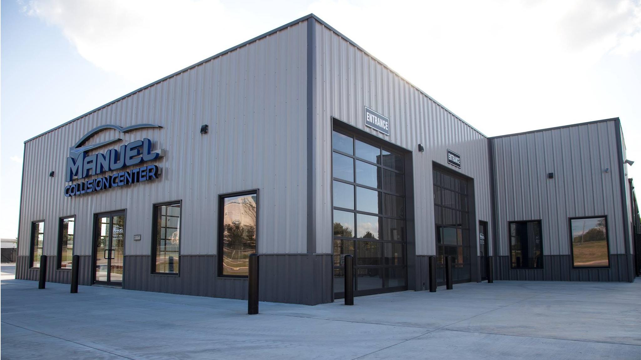 Manuel Collision Center 01