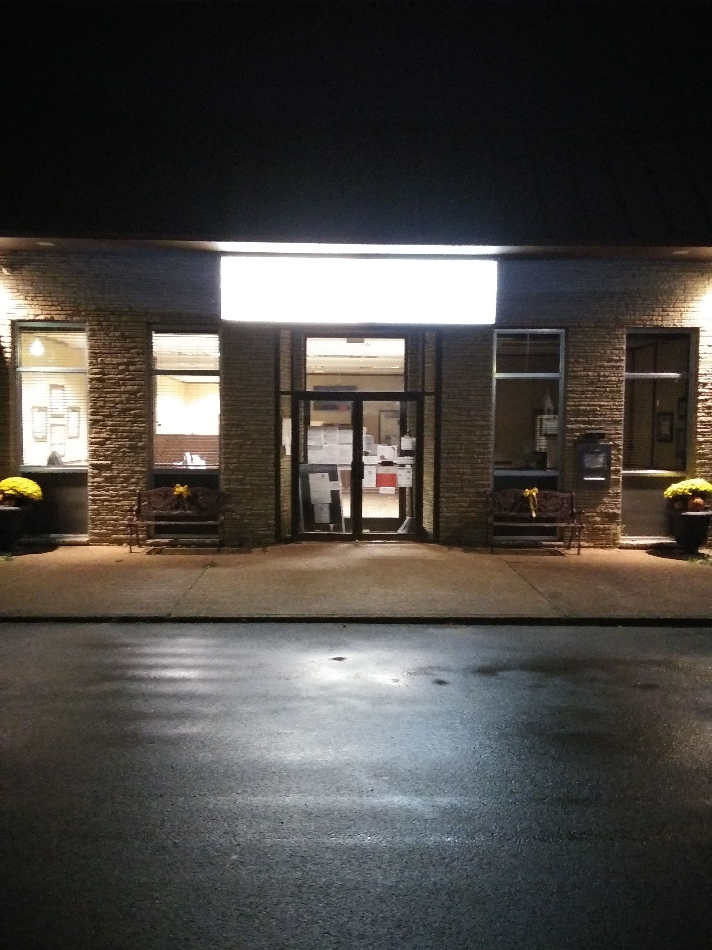 Lewisburg Banking Company 01