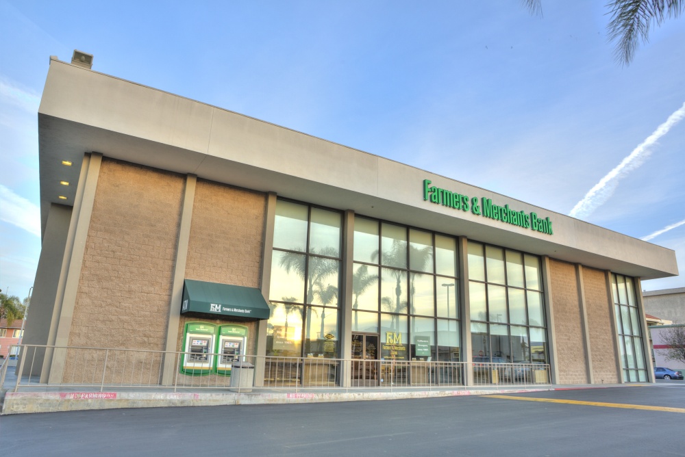 Farmers & Merchants Bank 01