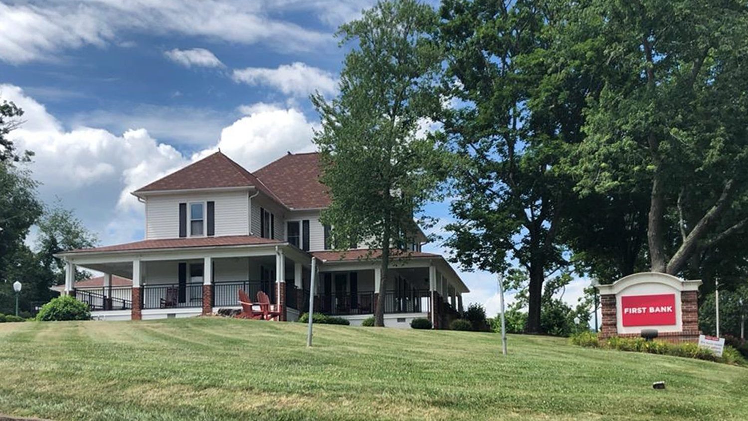 First Bank - Mars Hill, NC 01