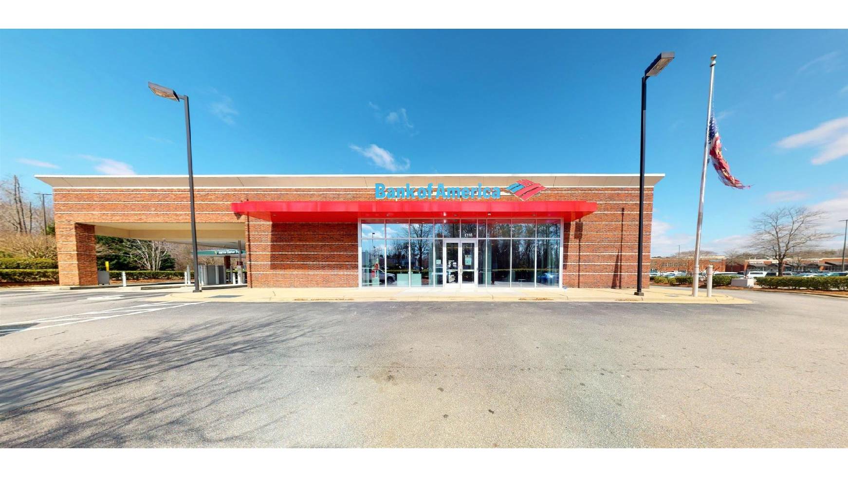 Bank of America (with Drive-thru services) 01