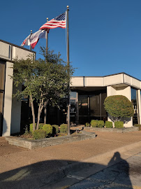 First United Bank - Denison Main 02