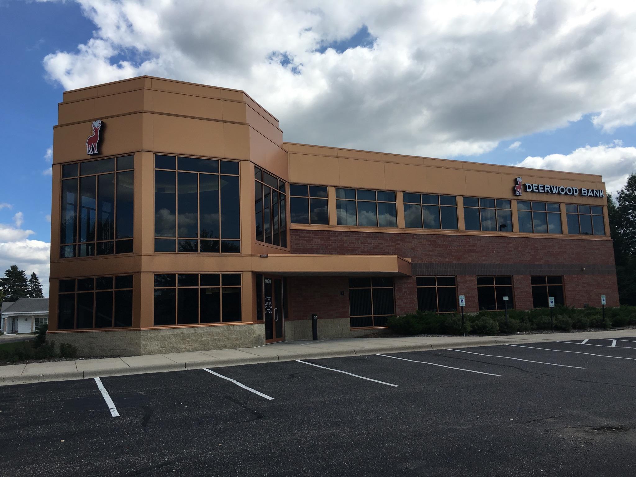 Deerwood Bank 01