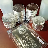 Doctor Cash Coin & Pawn 04