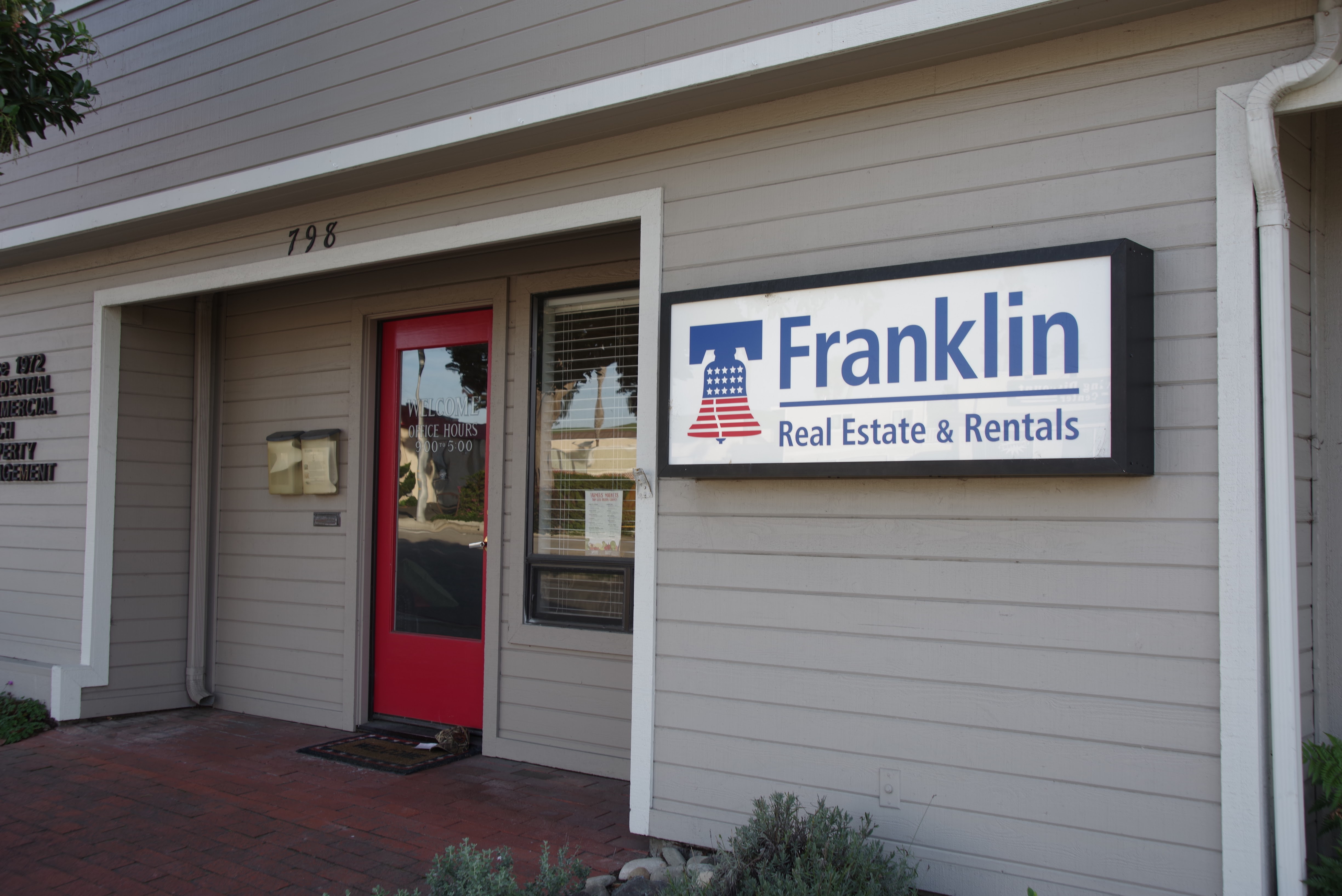 Franklin Real Estate & Rentals 01