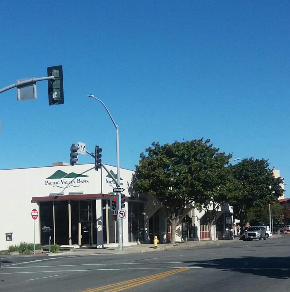 Pacific Valley Bank 01