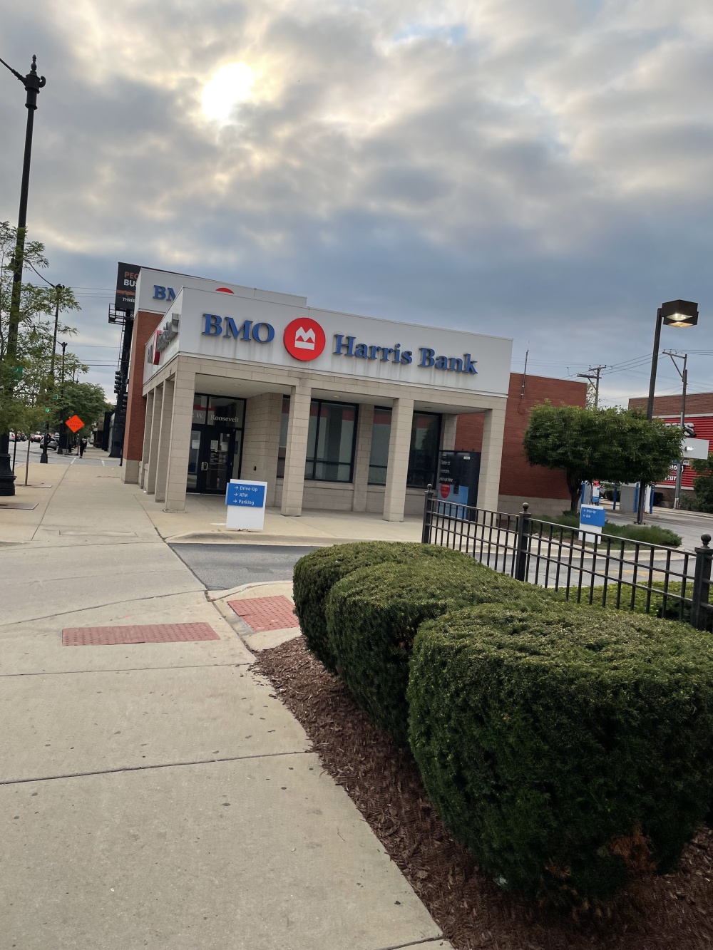 BMO Harris Bank 01