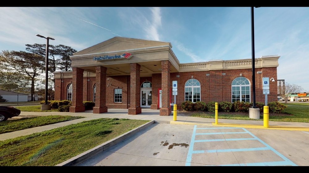 Bank of America (with Drive-thru ATM) 01