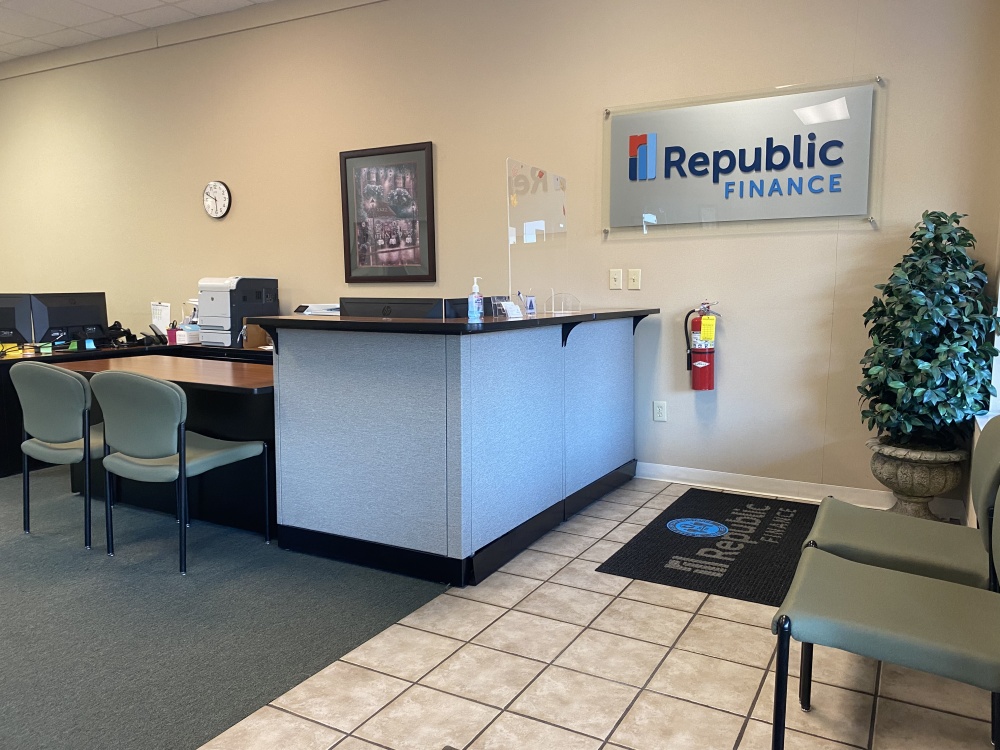 Republic Finance 01